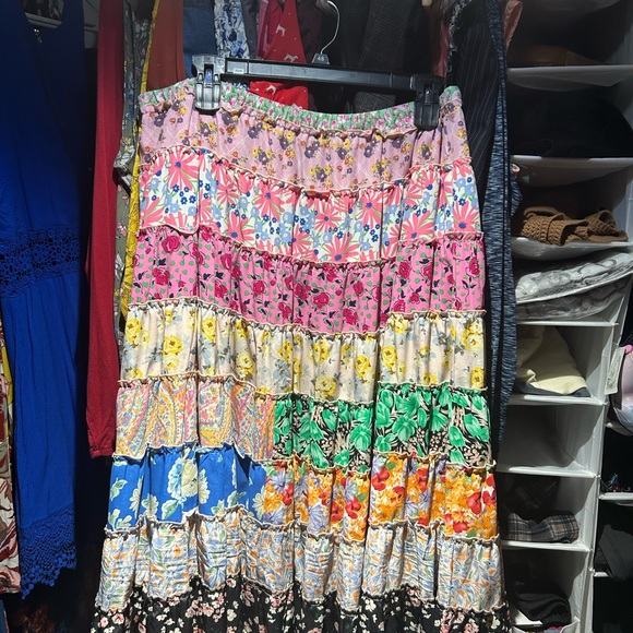 White Birch Full Size High Waisted Floral Woven Skirt main image 0